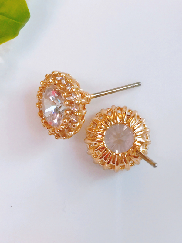SUNFLOWER STUD EARRINGS (GOLD & SILVER OPTION)