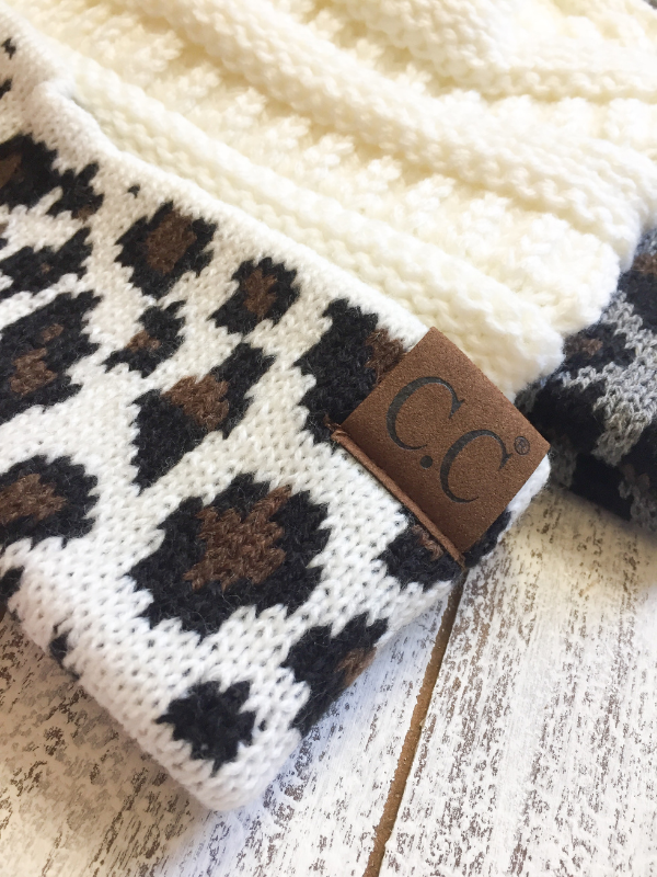 CC MESSY BUN BEANIE - WHITE