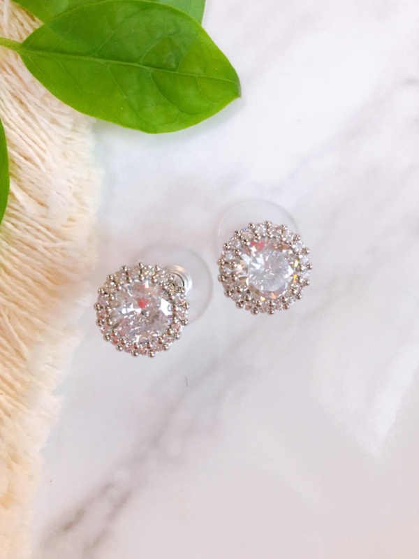 SUNFLOWER STUD EARRINGS (GOLD & SILVER OPTION)